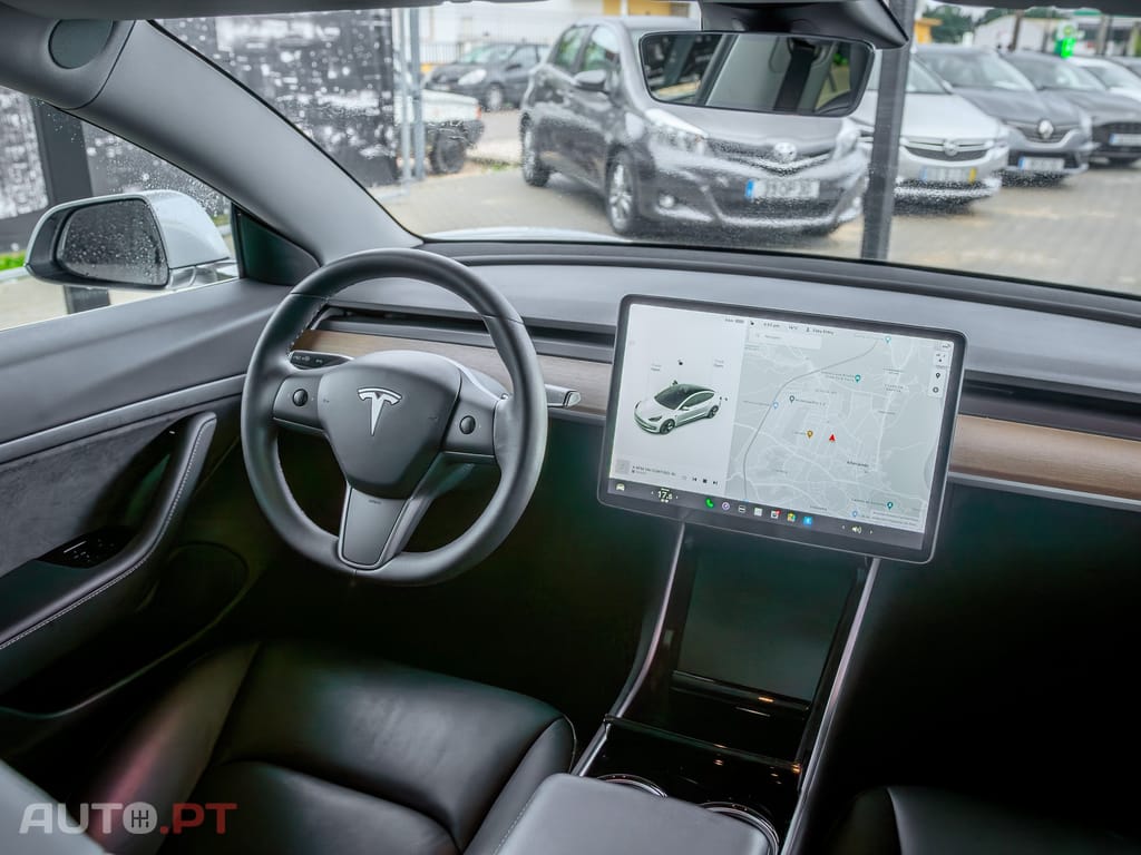 Tesla Model 3 Standard RWD Plus
