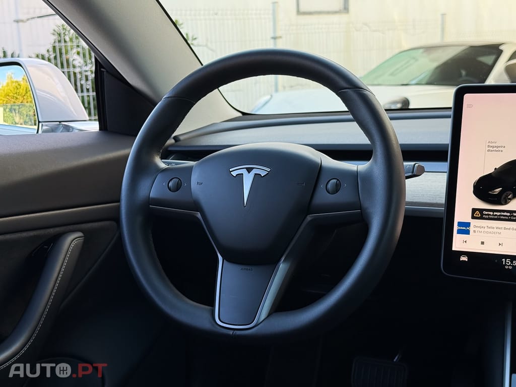 Tesla Model 3 Long-Range Dual Motor AWD