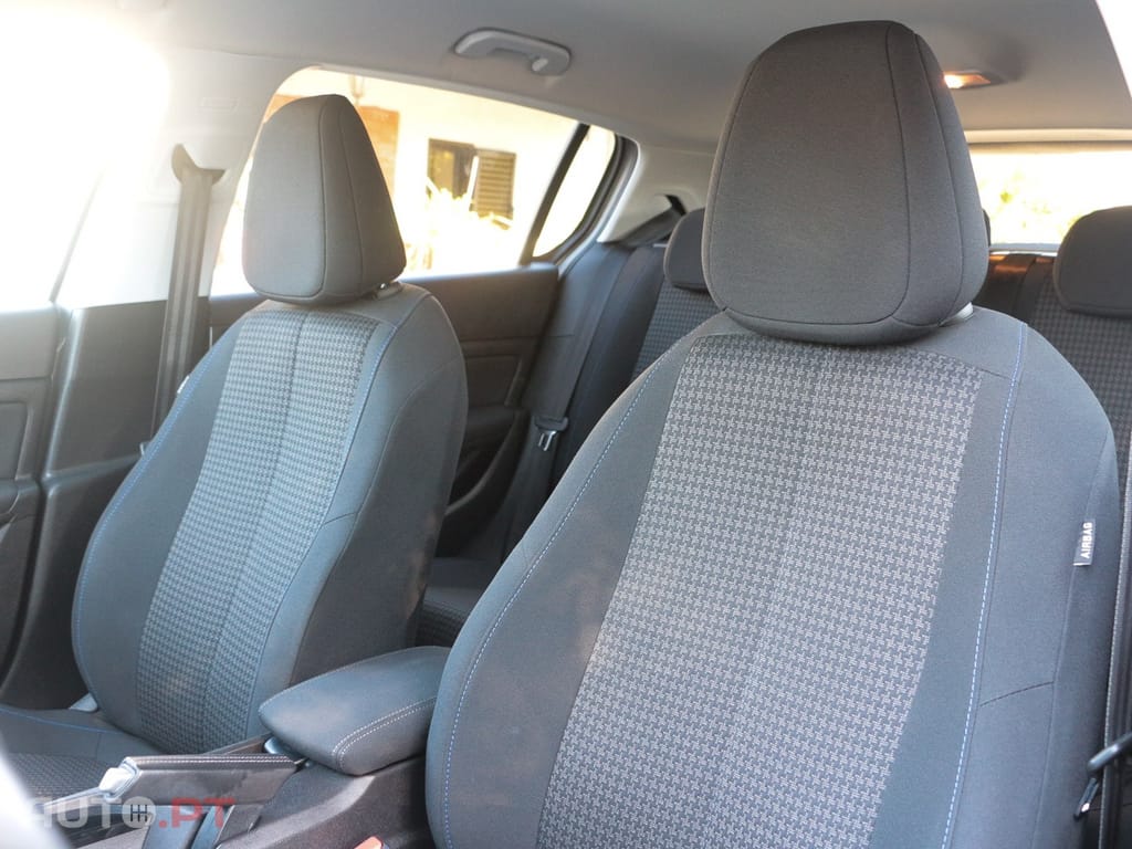 Peugeot 308 1.5 BlueHDi Style