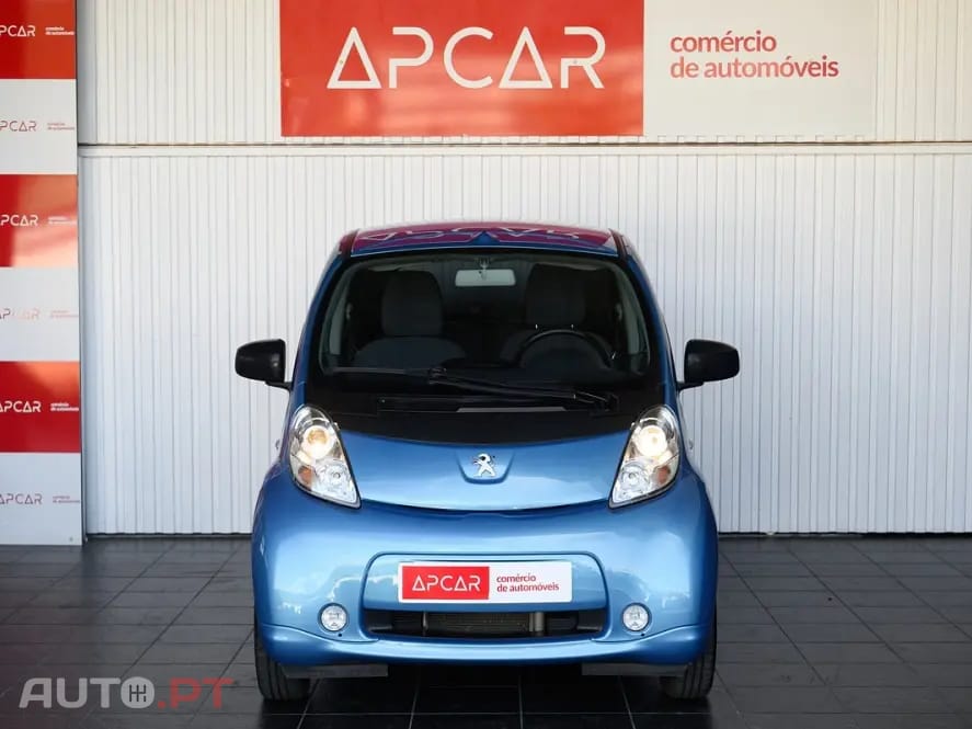 Peugeot iOn Active