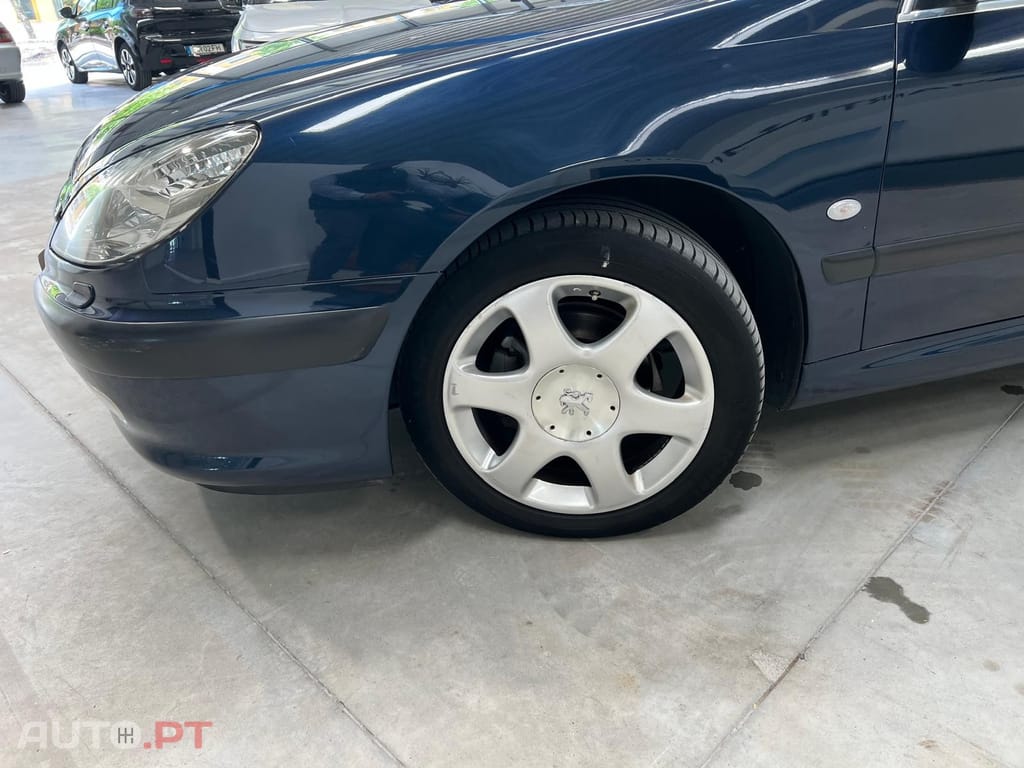 Peugeot 607 2.2 HDi Titane Automatic