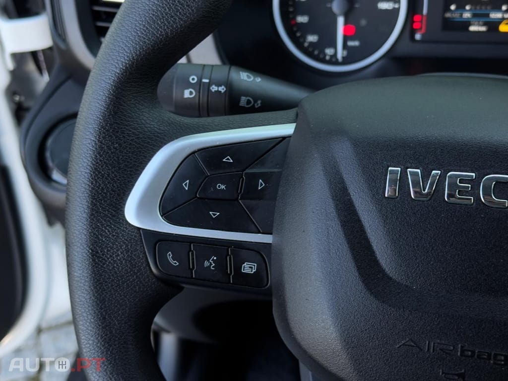 Iveco Daily 3.0 - 180 CV  L 4 H 2