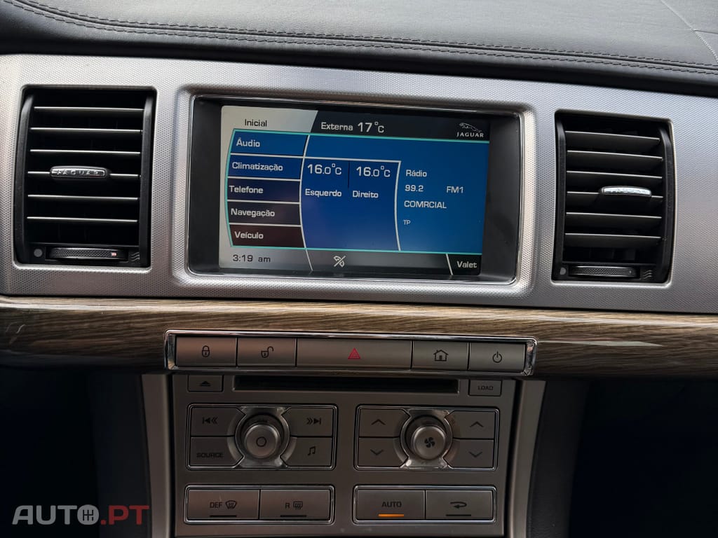 Jaguar XF 2.7 D V6 Premium Luxury