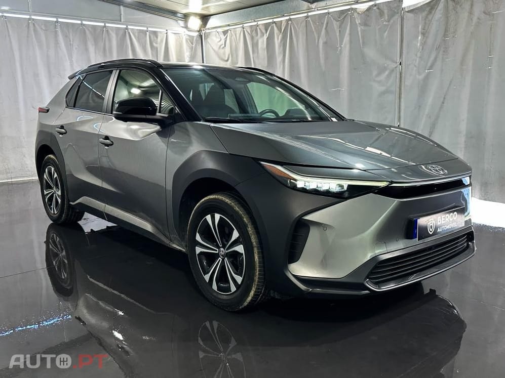 Toyota bZ4X 71,4 kWh Premium AWD