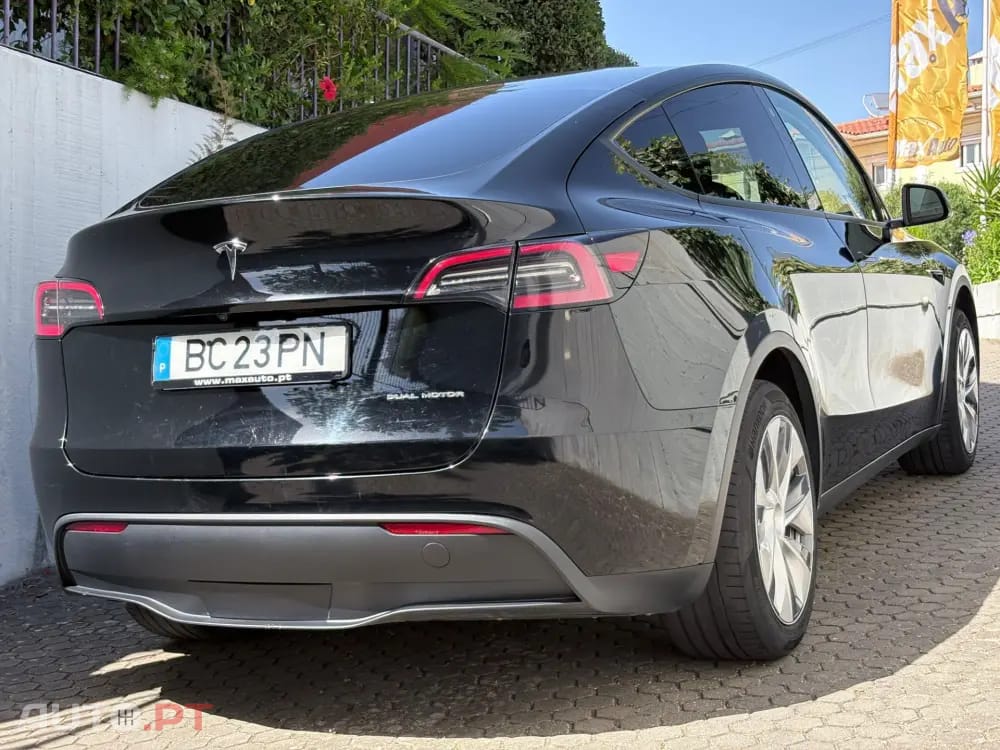 Tesla Model Y Long Range Tração Integral