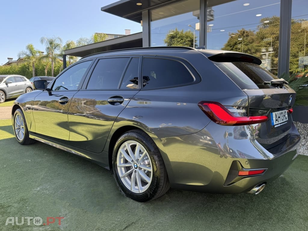 BMW 320 e Touring Auto