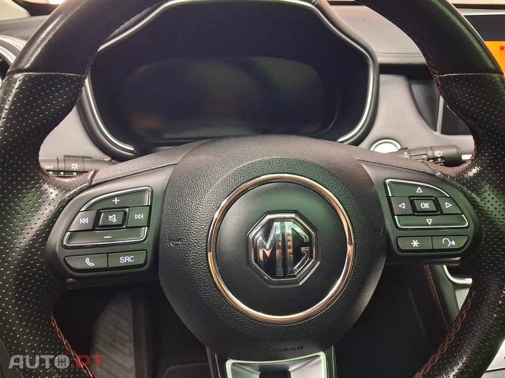 MG EHS 1.5 T-GDI Plug-in Hybrid Luxury