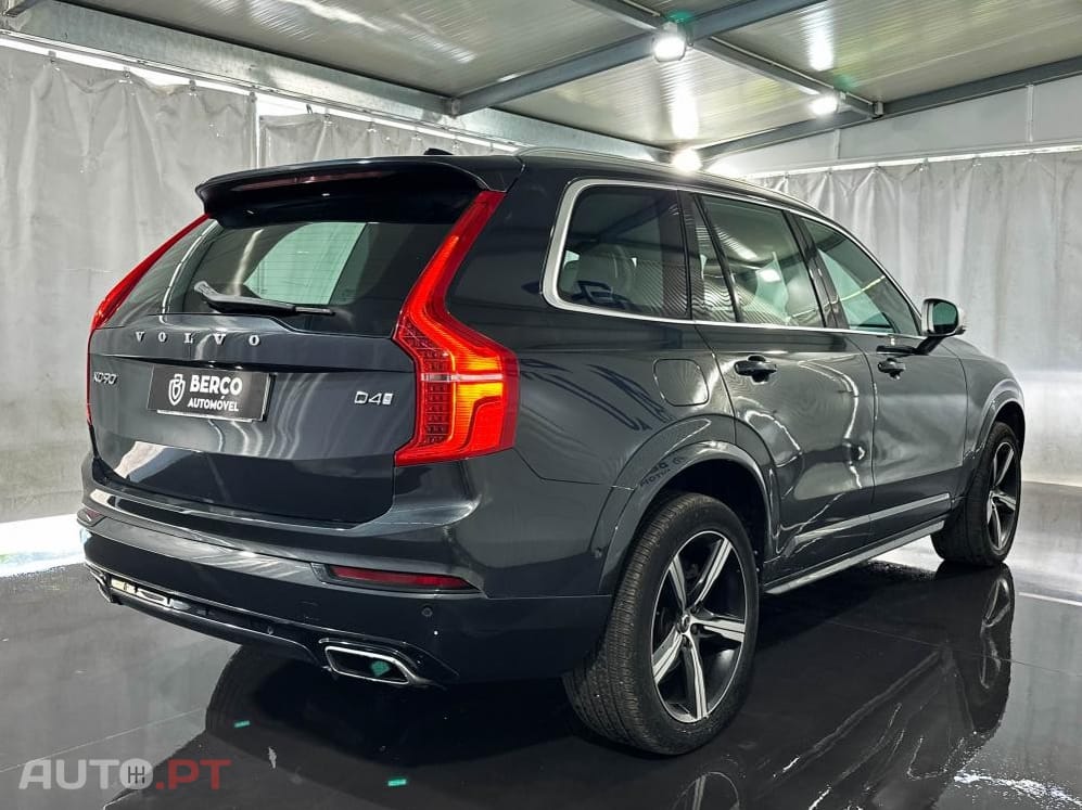 Volvo XC90 2.0 D4 R-Design