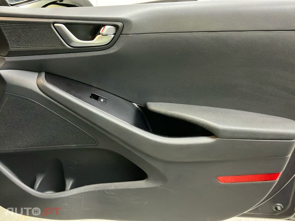 Hyundai Ioniq 28kWh Eletric Tech