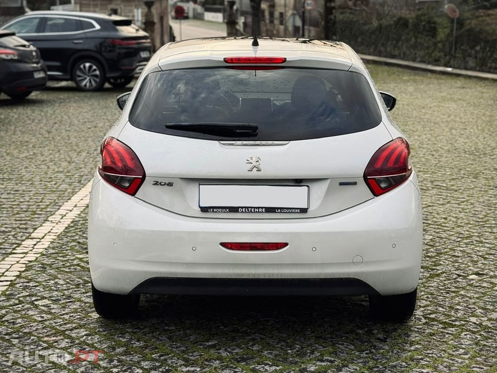 Peugeot 208 1.2 VTi Allure