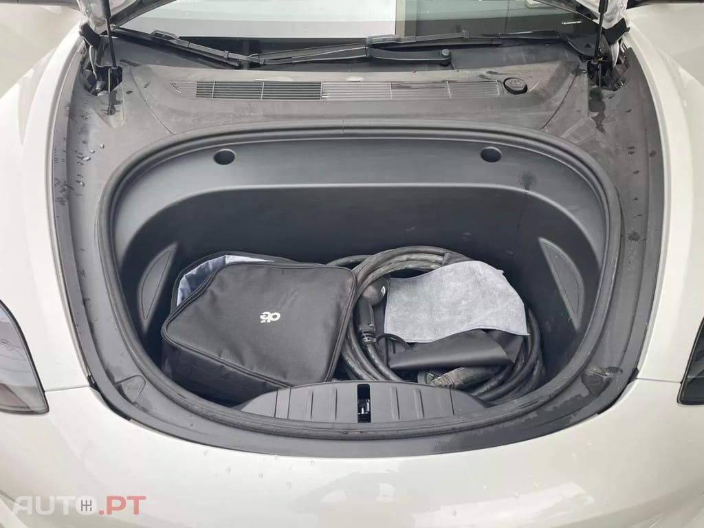 Tesla Model 3 RWD RWD