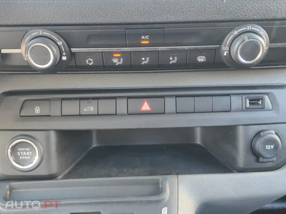 Citroen e-Jumpy Longa (50-kWh)