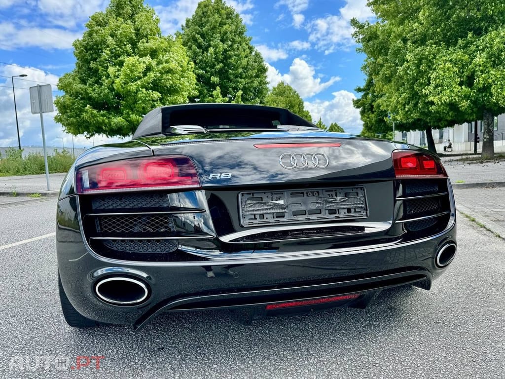 Audi R8 5.2 FSi V10 quattro R tronic