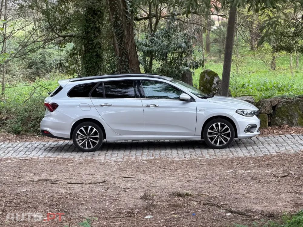 Fiat Tipo 1.3 M-Jet Lounge