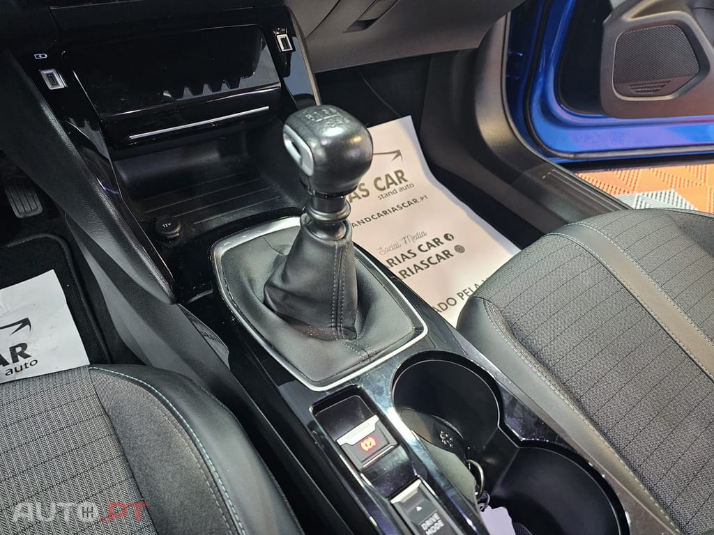 Peugeot 2008 1.2 PureTech Allure Pack