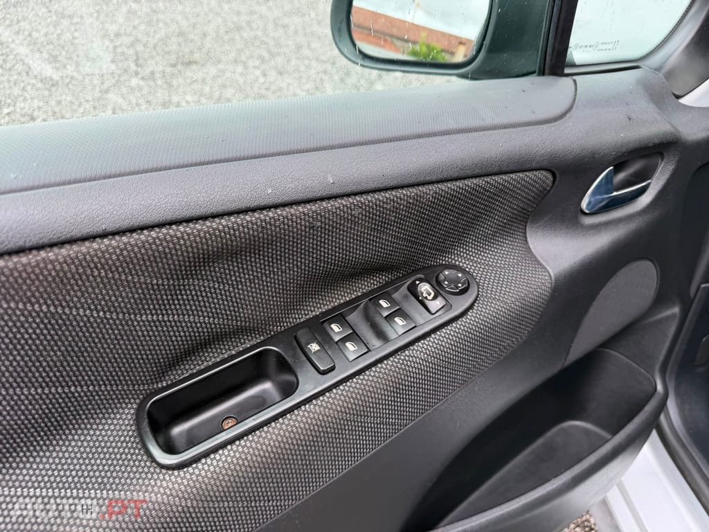 Peugeot 207 1.6 HDi Sport