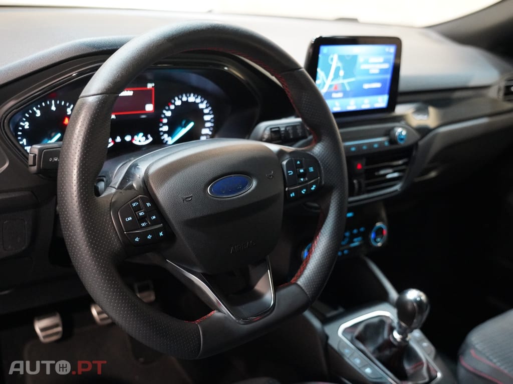 Ford Focus 1.0 EcoBoost ST-Line