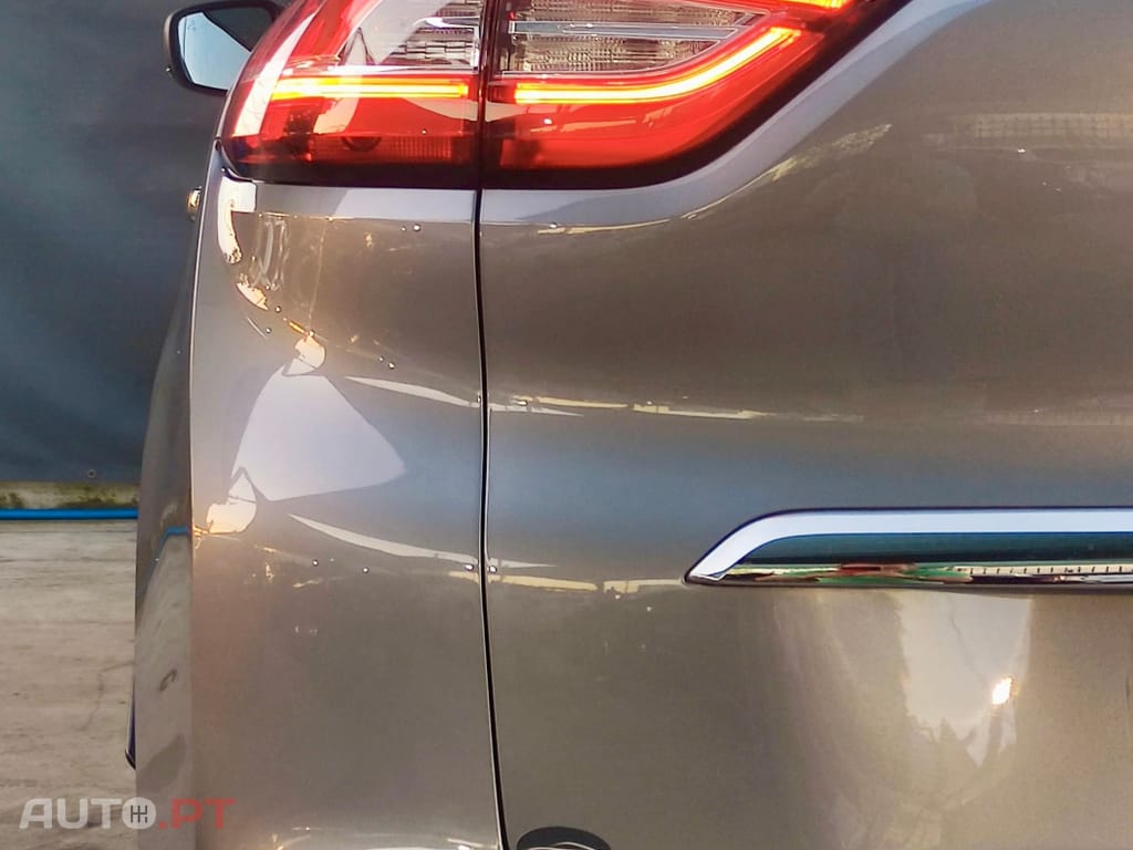 Renault Grand Scénic 1.6 dCi Bose Edition EDC SS