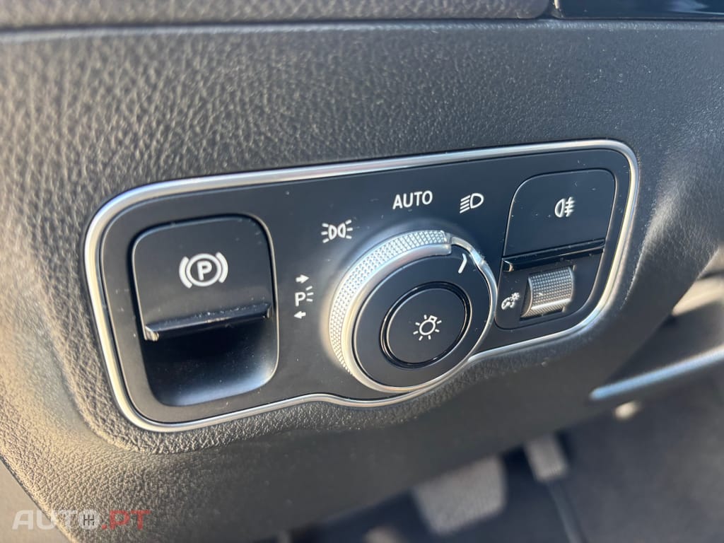 Mercedes-Benz EQA 250 Electric Art