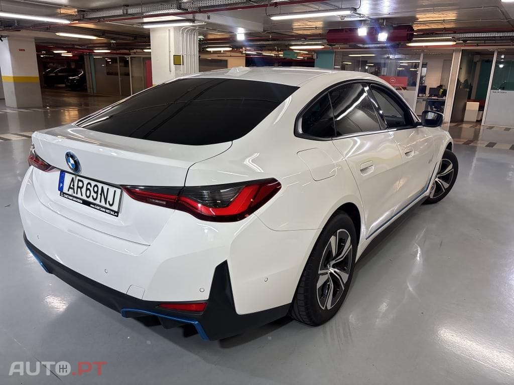 BMW i4 eDrive40