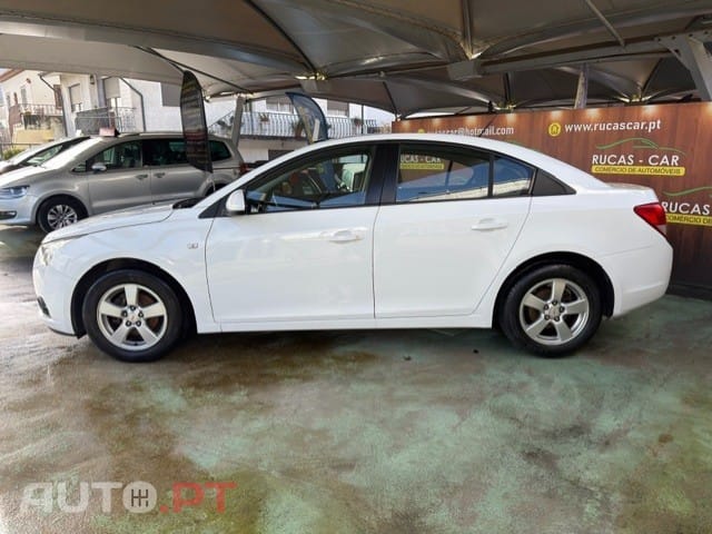 Chevrolet Cruze 1.6 LT