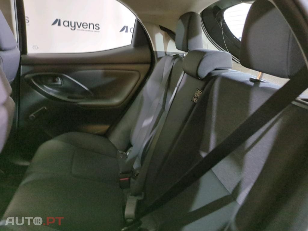 Toyota Yaris 1.0 VVT-i Comfort Plus