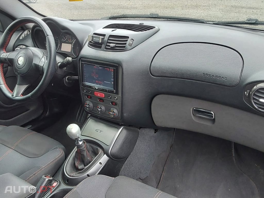 Alfa Romeo GT 1.9 JTD M-JET Q2 Distinctive