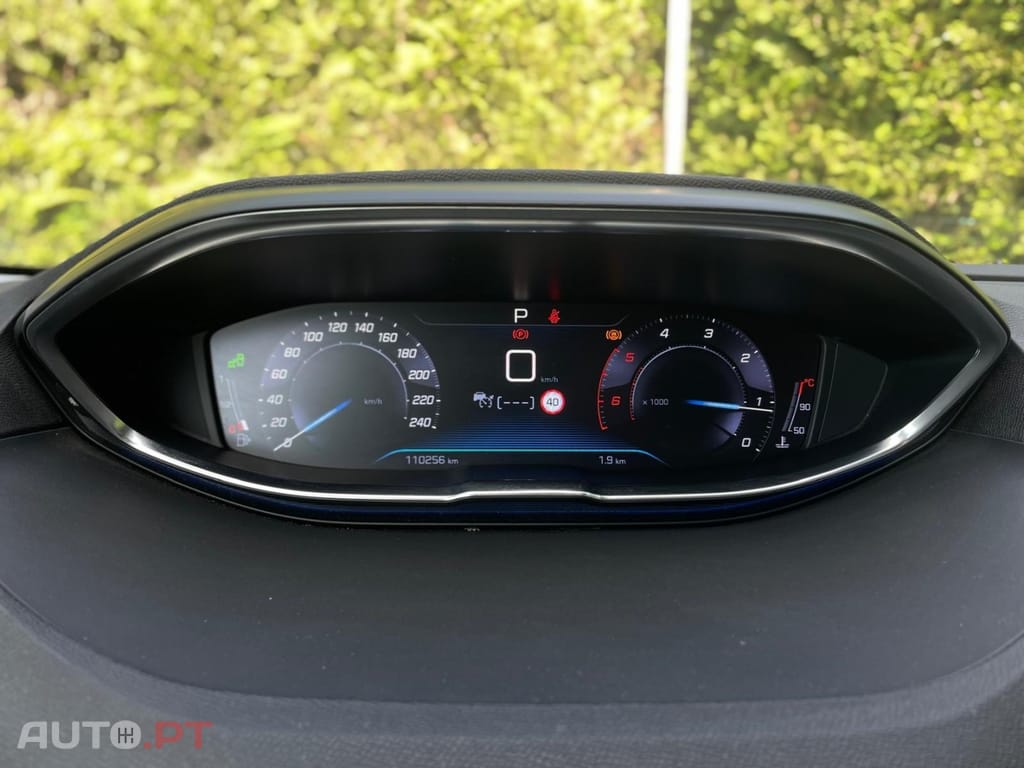 Peugeot 5008 1.5 BlueHDi Allure Pack EAT8