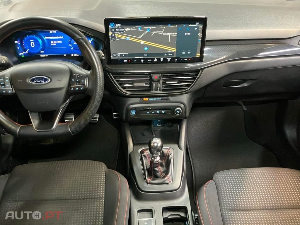 Ford Focus 1.0 EcoBoost MHEV ST-Line