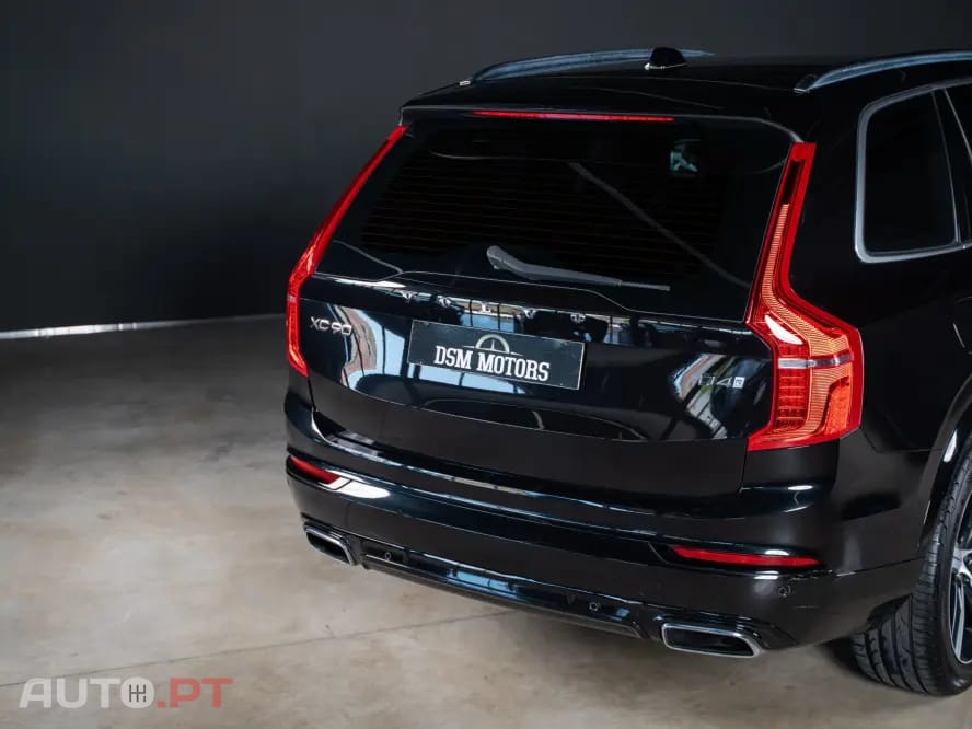 Volvo XC90 2.0 D4 R-Design