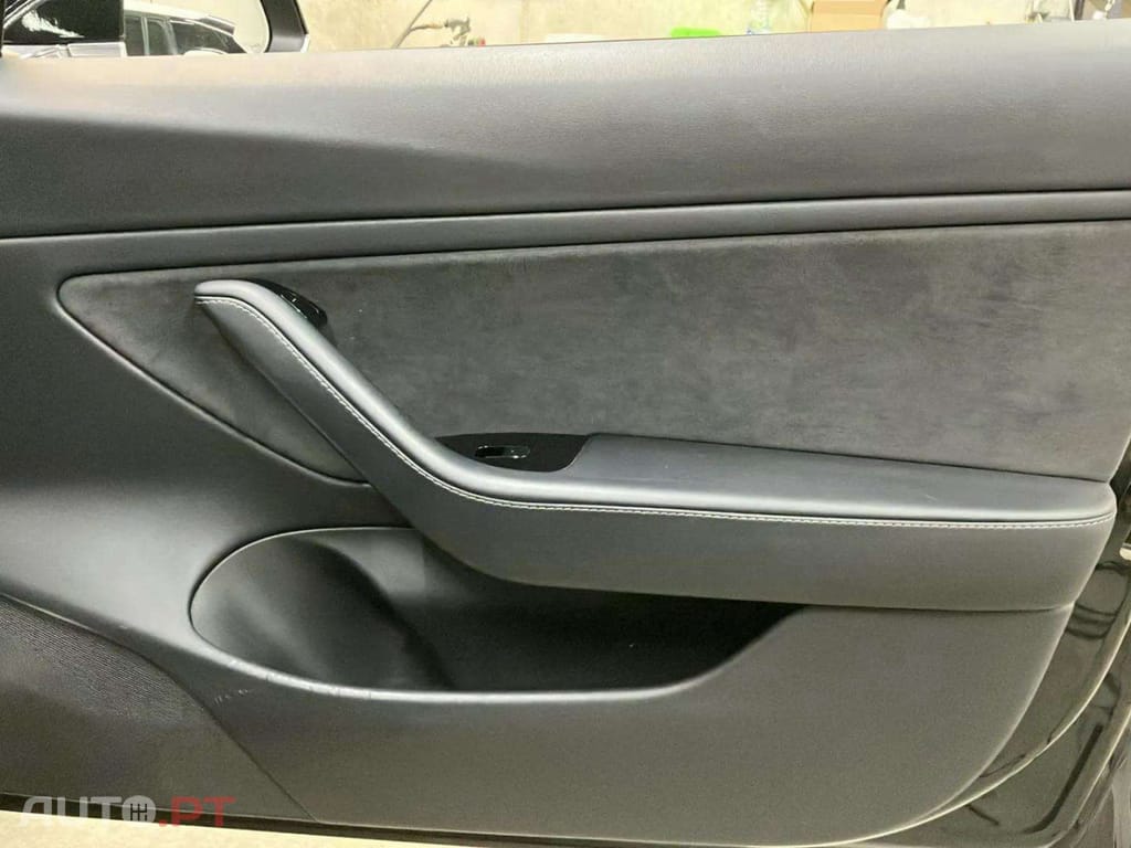 Tesla Model 3 Long-Range Dual Motor AWD