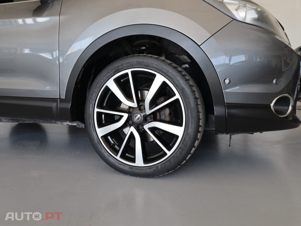 Nissan Qashqai 1.5 dCi Tekna Premium A+C