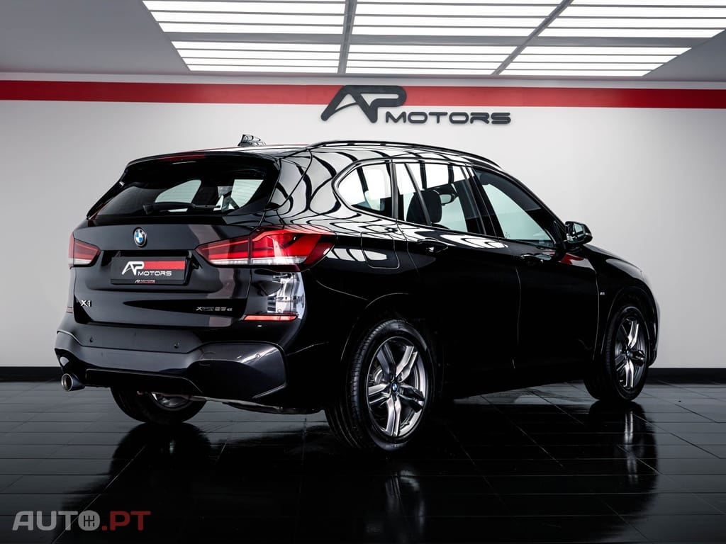 BMW X1 25 e xDrive Pack M