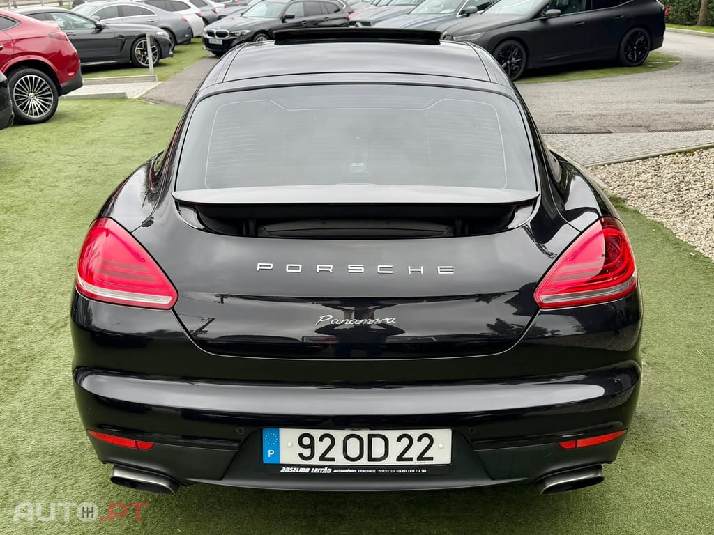Porsche Panamera Standard