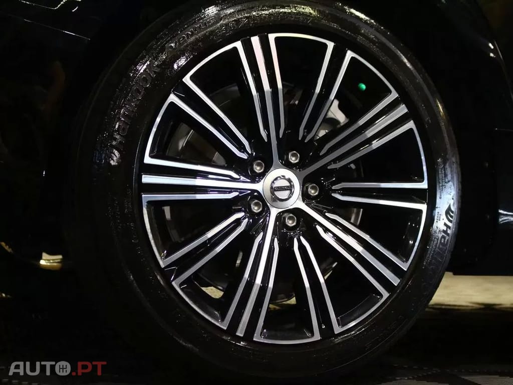 Volvo V60 2.0 T6 AWD TE Inscription — fotografia 9