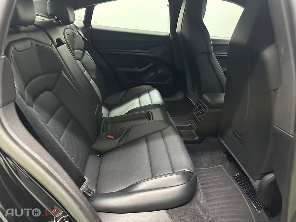 Porsche Taycan Sport