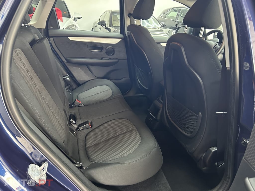 BMW 216 d Advantage