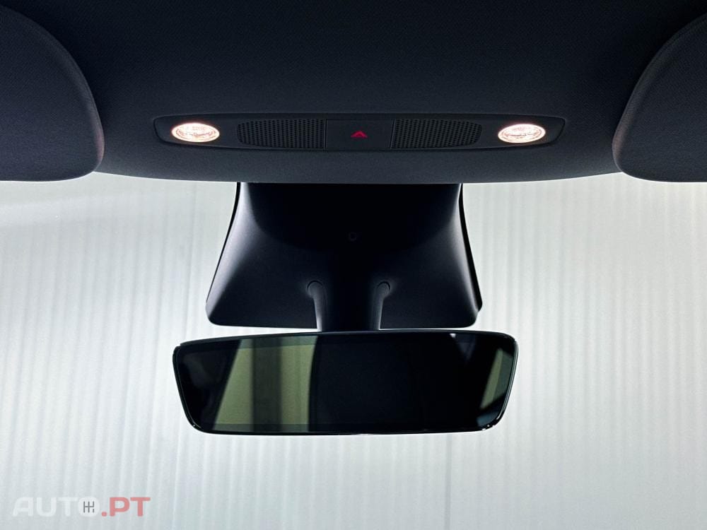 Tesla Model Y Long Range Dual Motor AWD