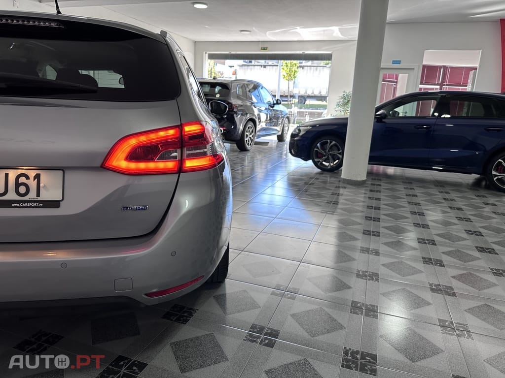 Peugeot 308 SW 1.6 BlueHDi Allure J17