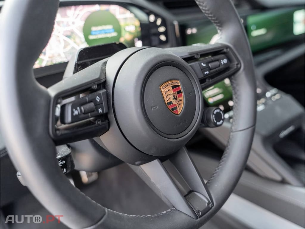 Porsche Cayenne Eletric