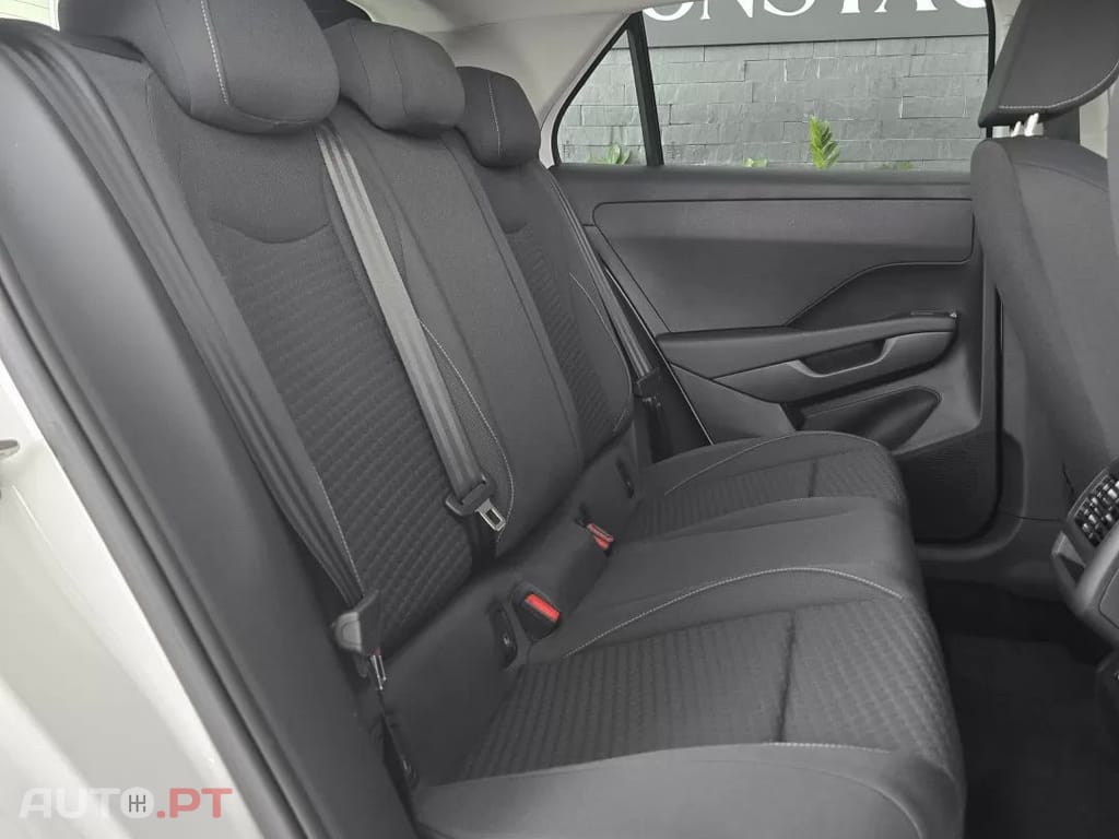 Volkswagen T-Roc 1.5 eTSI Trend DSG