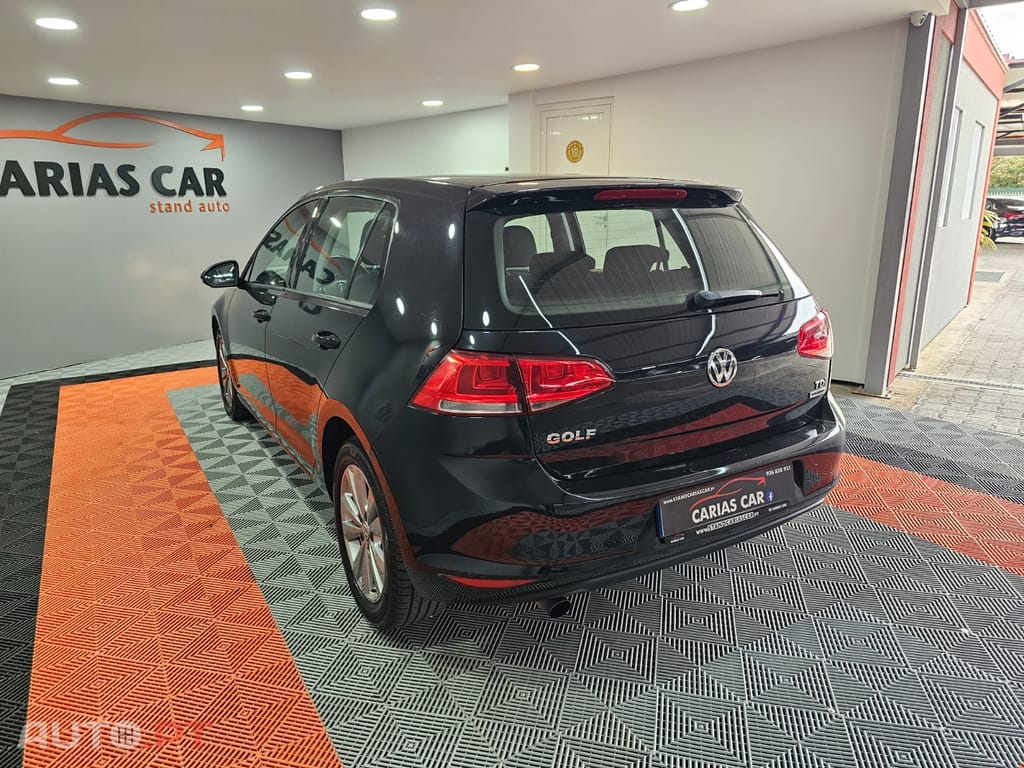 Volkswagen Golf 1.6 TDi Confortline