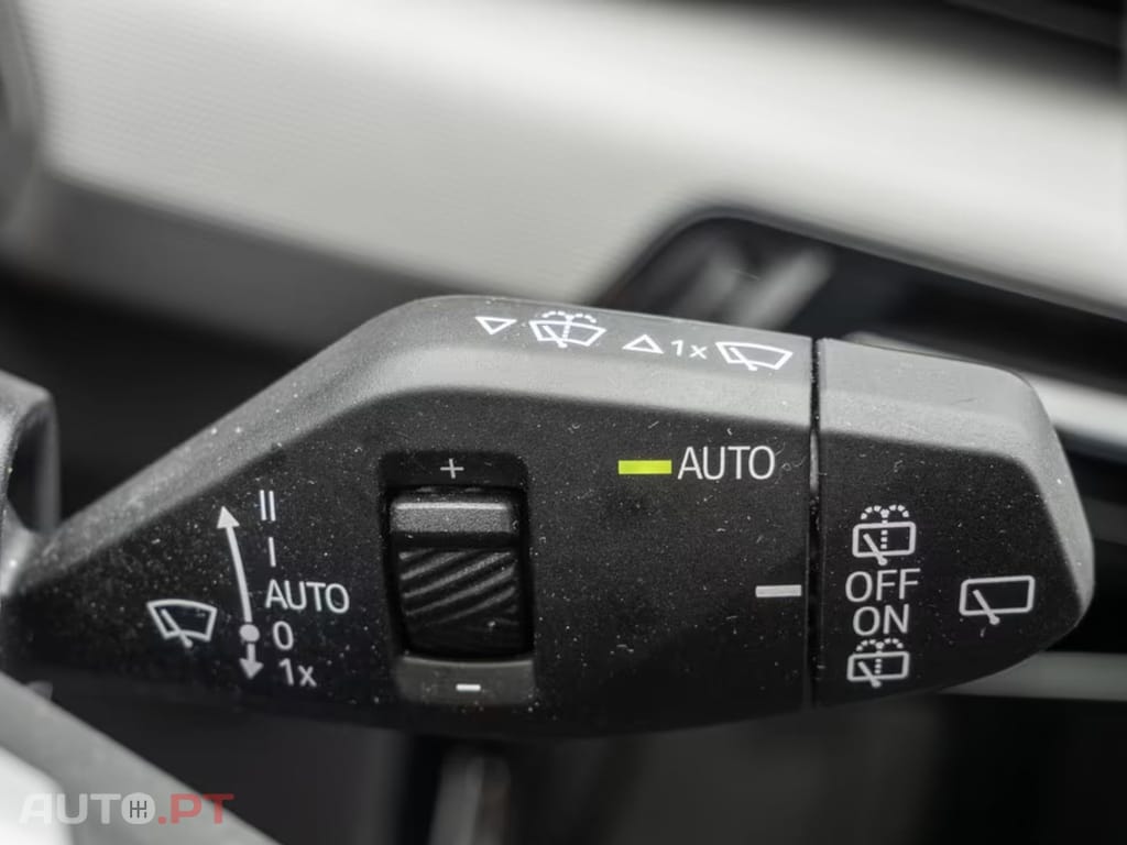BMW iX1 xDrive 30 I.V.A DEDUTÍVEL