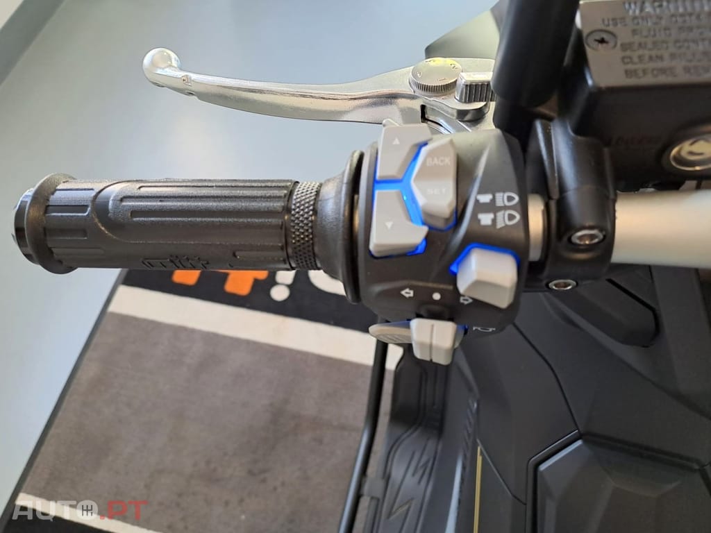 Mitt 125 EXTREME