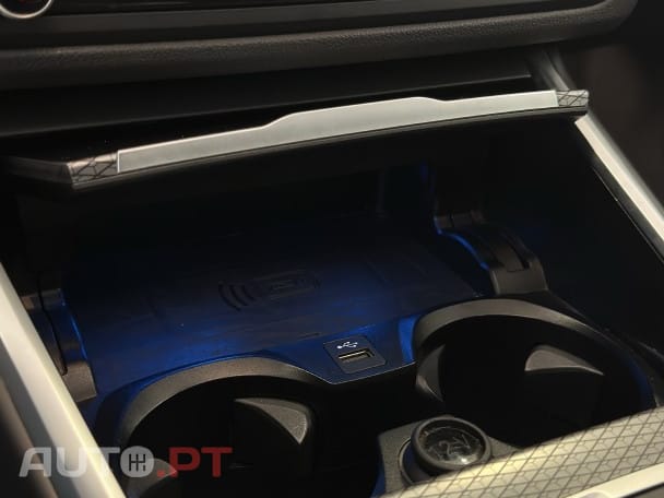 BMW 330 e Pack M Auto — fotografia 24