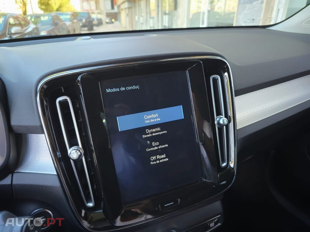 Volvo XC40 2.0 D3 Momentum