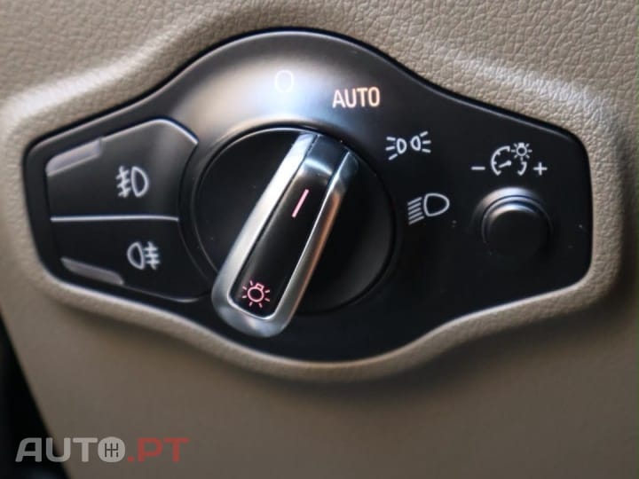 Audi Q5 2.0 TDI — fotografia 14
