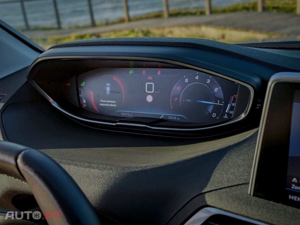 Peugeot 3008 1.2 PureTech Allure