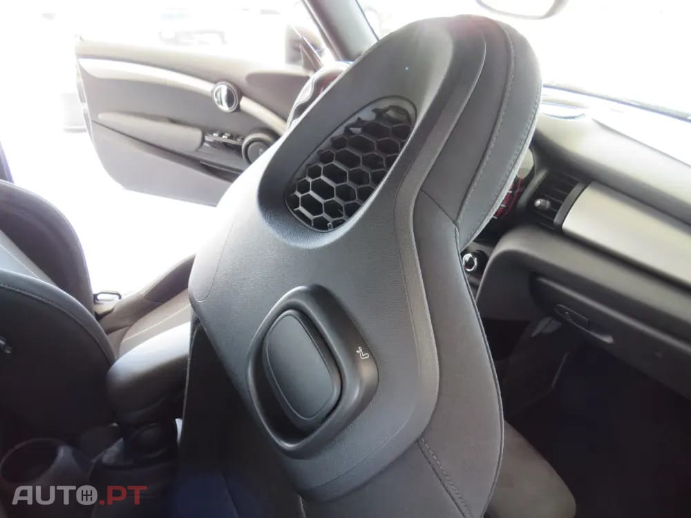 MINI Cabrio John Cooper Works