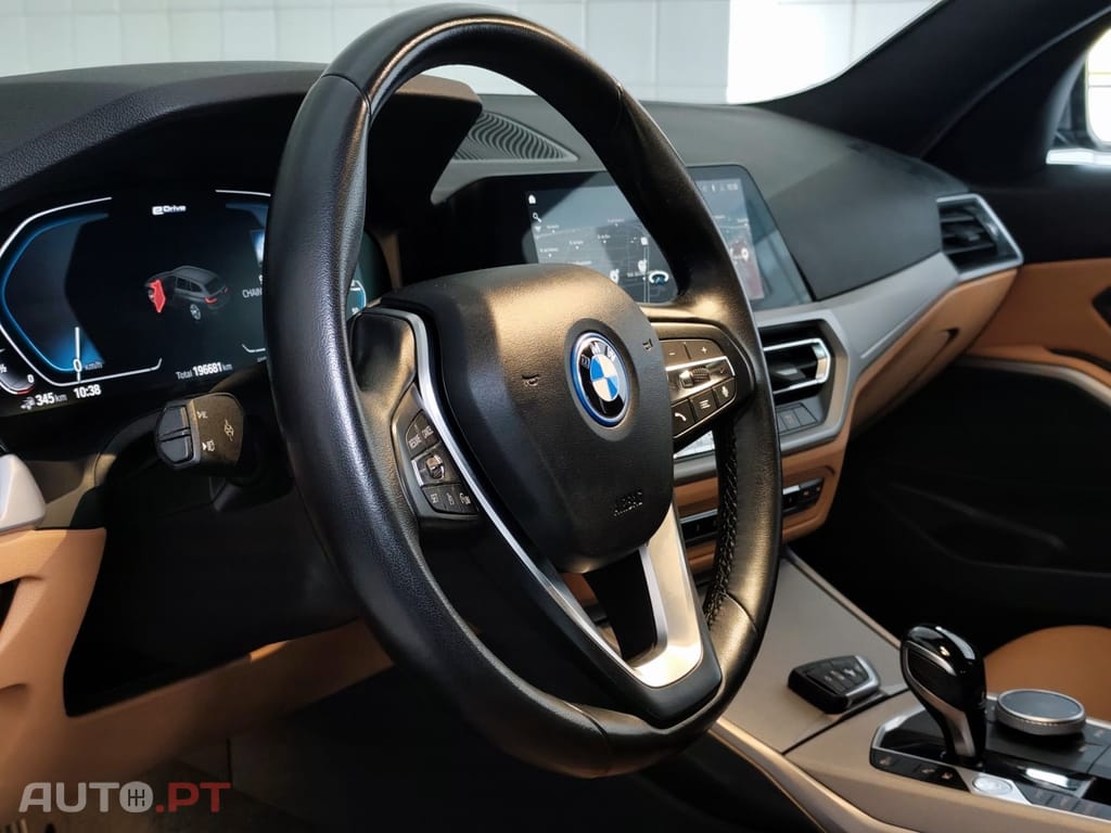 BMW 330 e Corporate Edition Auto